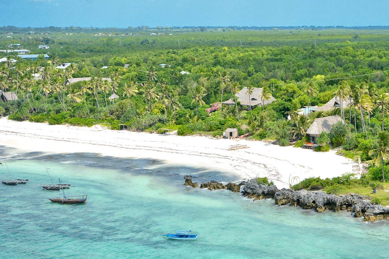 Matemwe Beach – Zanzibar’s Hidden Gem for Luxury & Snorkeling