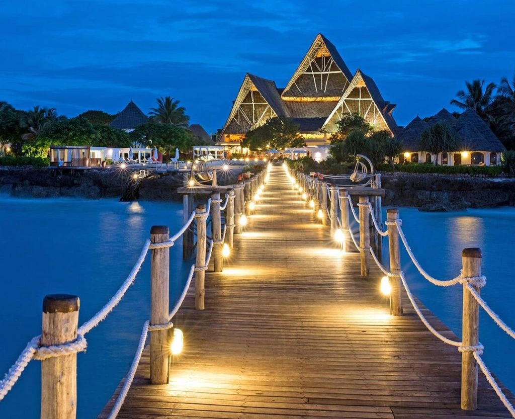 5 Days Luxury  Zanzibar Tour