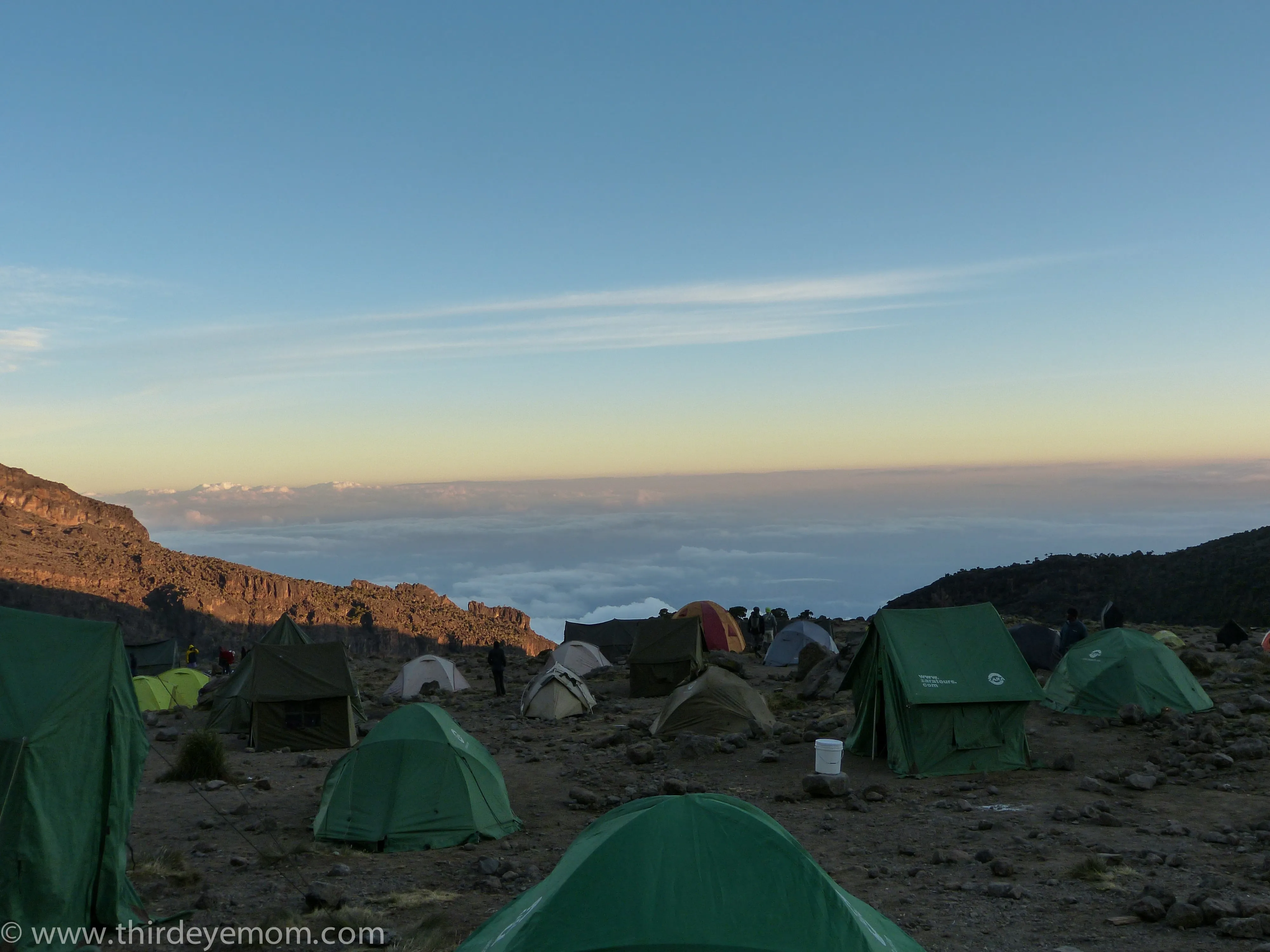 4 TREKKING FROM SHIRA 2 CAMP TO THE LAVA TOWER AND DESCENT TO BARRANCO