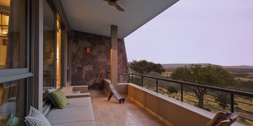 Gran Melia Serengeti Safari Lodge